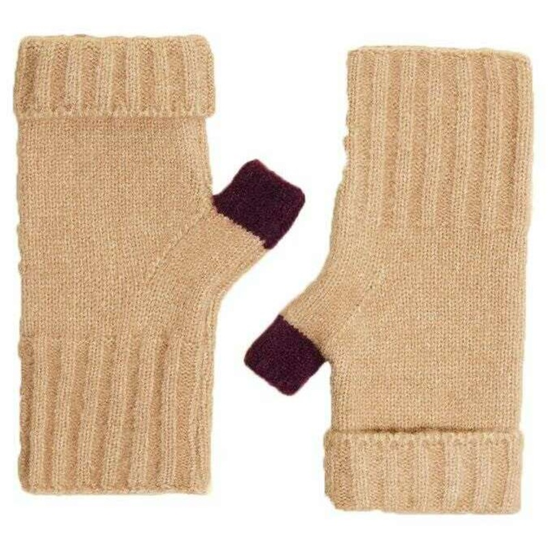 Powder Cassia Wrist Warmers – Cream