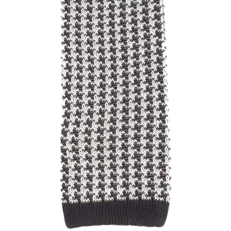 Knightsbridge Neckwear Silk Knitted Houndstooth Tie – Black/White