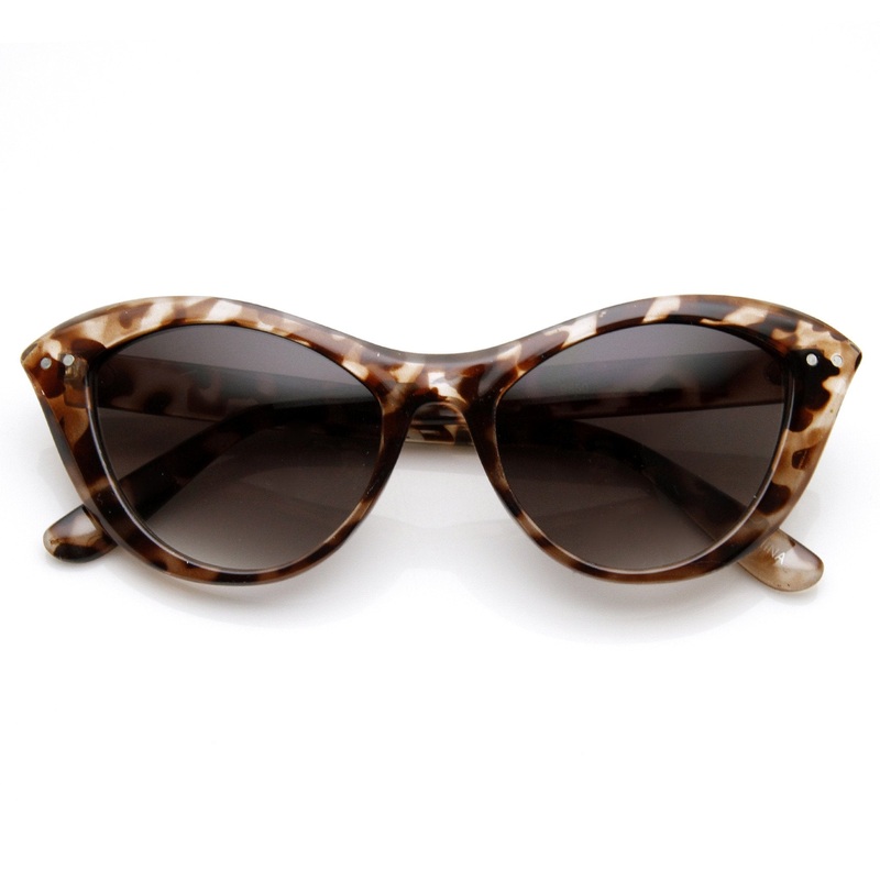 Womens Retro 1960’s Fashion Era Cat Eye Sunglasses 9285