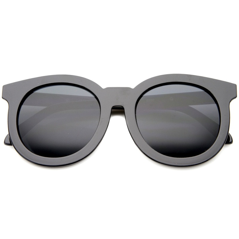 Women’s Round Horned Rim Flat Lens Sunglasses A136