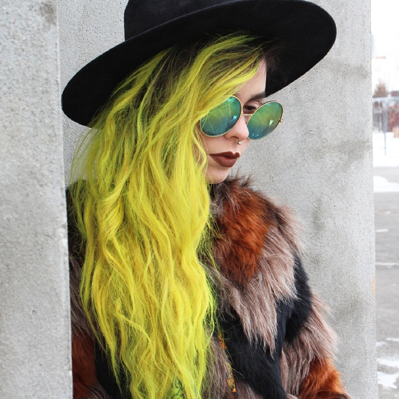 Women’s Retro Metal Oversize Mirror Lens Sunglasses