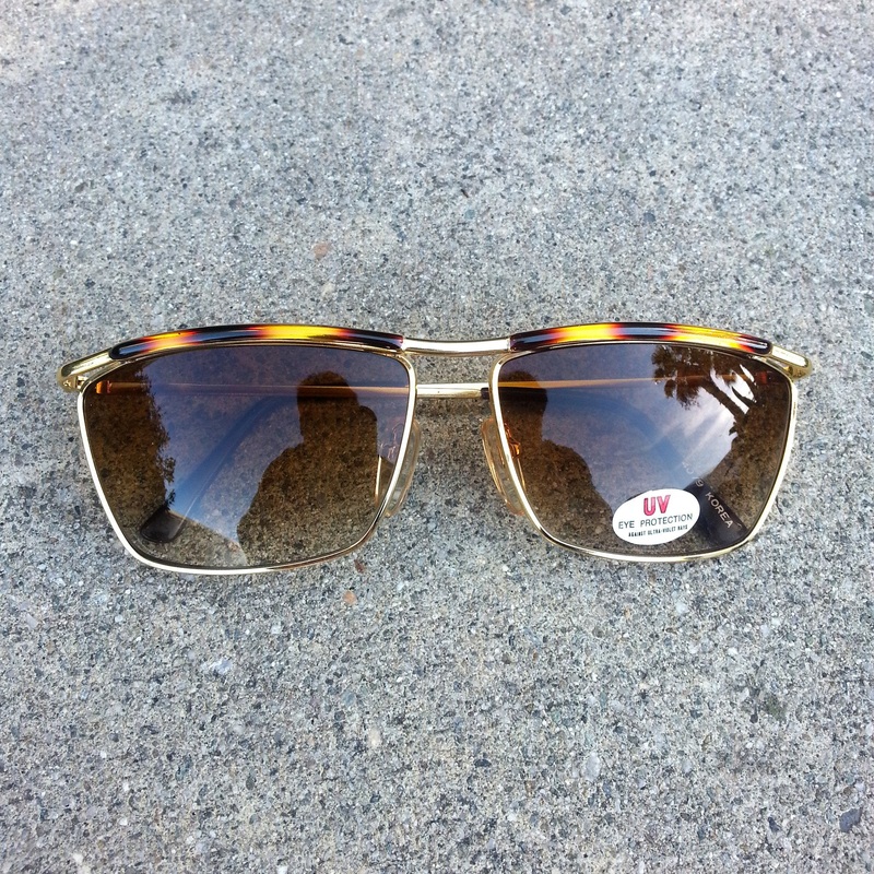 Rare 1970’s Vintage Deadstock Metal Aviator Pearson Sunglasses Gold 7115