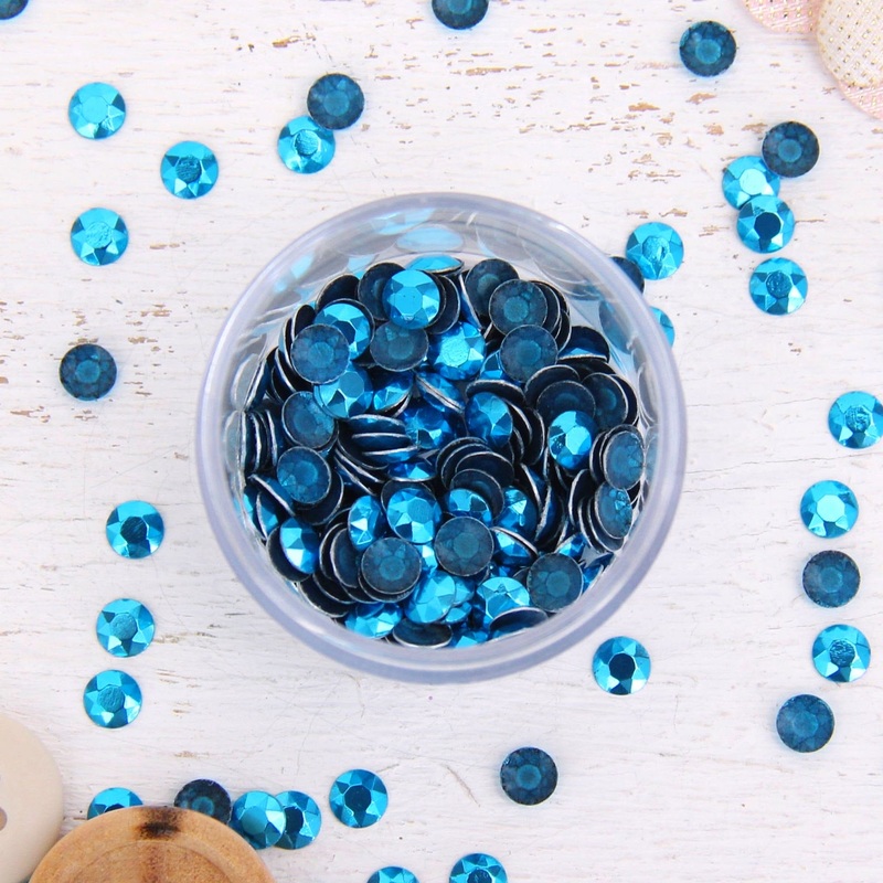 Hot Fix Metallic Rhinestones 4mm Blue Zircon – 4 gross