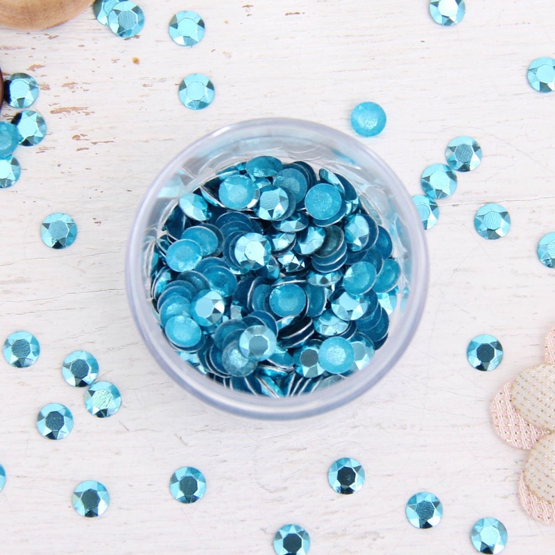 Hot Fix Metallic Rhinestones 4mm Lt. Sapphire – 4 gross