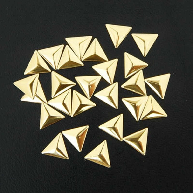Specialty Nailhead – Gold Triangle 10x10mm – 1 Gross