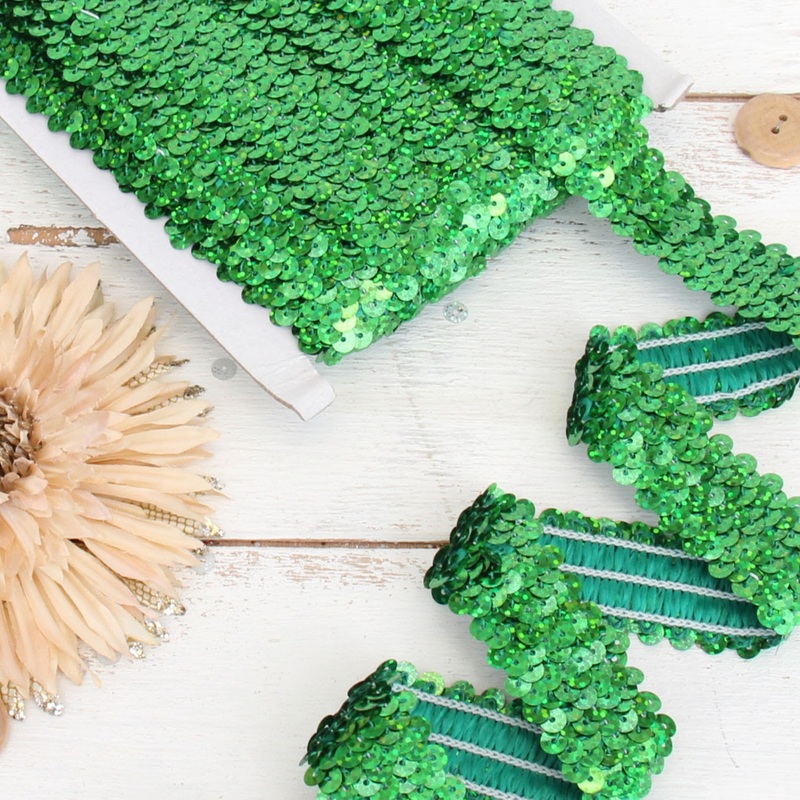 Stretch Sequin Roll – 1in – Green – 10 meters (11 yards)