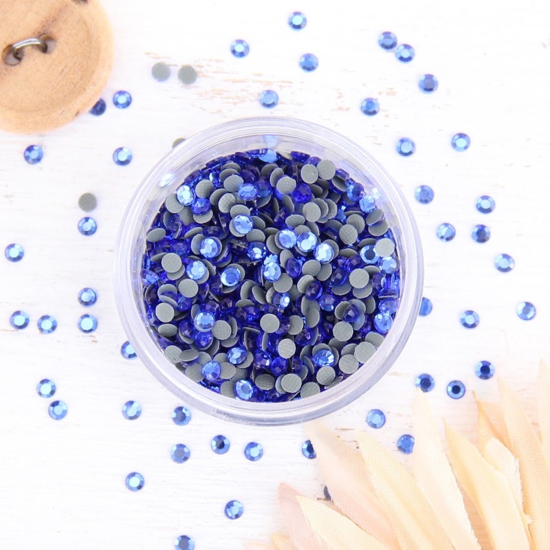 Hot Fix Rhinestones – SS6 – Sapphire – 1440 stones