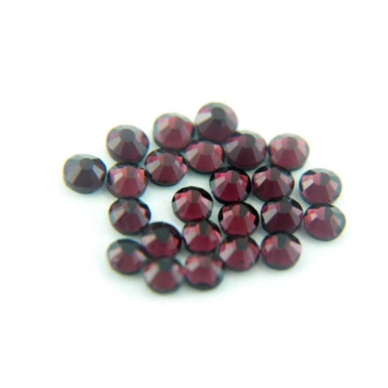 Machine Cut Hot Fix Rhinestones – SS20 – Amethyst