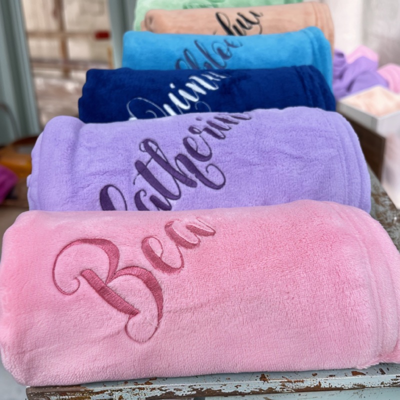 Pack of 3 Plush Fleece Blanket – Light Pink